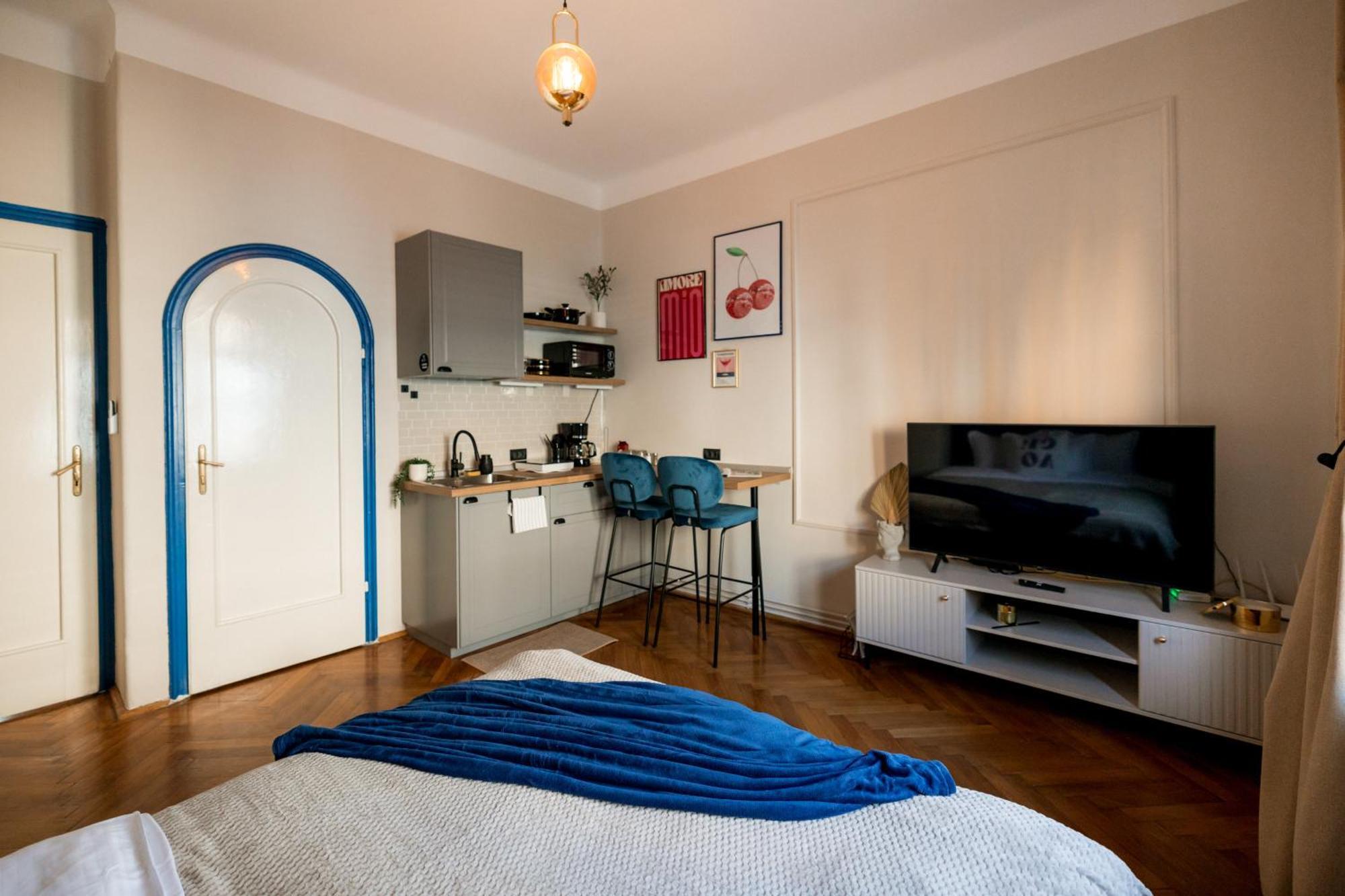 Decebal Central Studio - Elegant And Cozy Stay 阿拉德 外观 照片